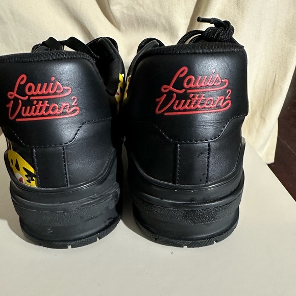 LOUIS VUITTON NIGO LOW TOP  BLACK LEATHER SNEAKERS - Picture 4 of 9